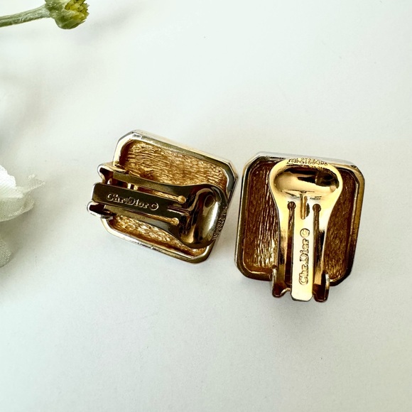 Vintage Christian Dior Signed Earrings Crystal Faux Pearl Gold Tone Clip On. - Picture 3 of 8